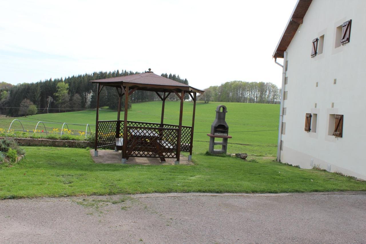 Gite Les Hirondelles Plombieres-les-Bains Bagian luar foto