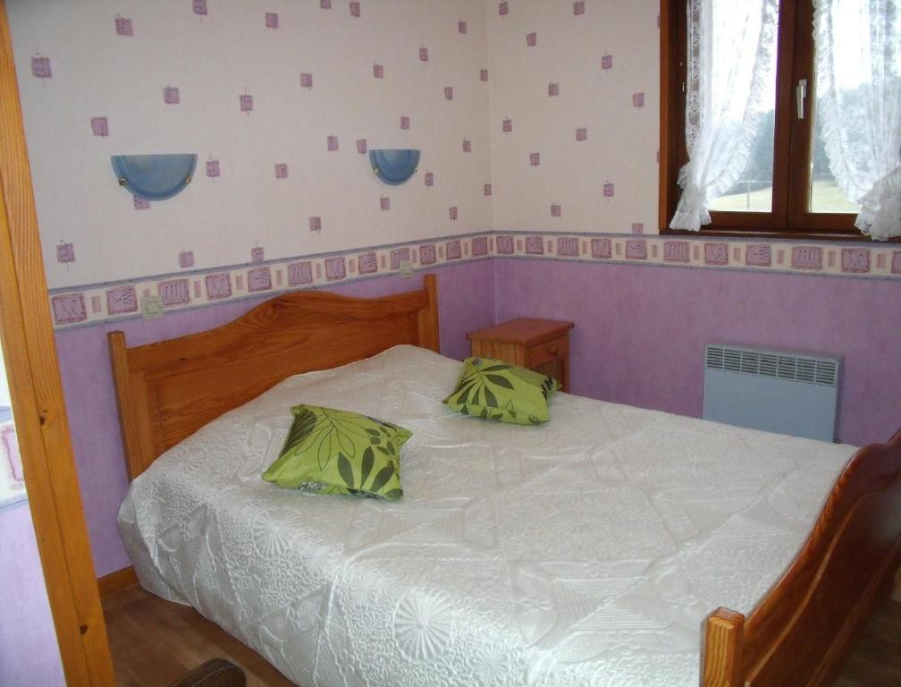 Gite Les Hirondelles Plombieres-les-Bains Bagian luar foto