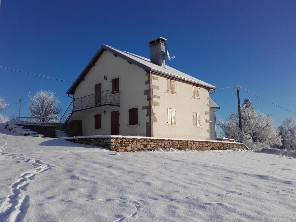Gite Les Hirondelles Plombieres-les-Bains Bagian luar foto