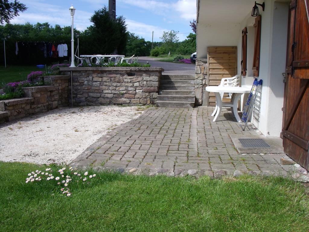Gite Les Hirondelles Plombieres-les-Bains Bagian luar foto