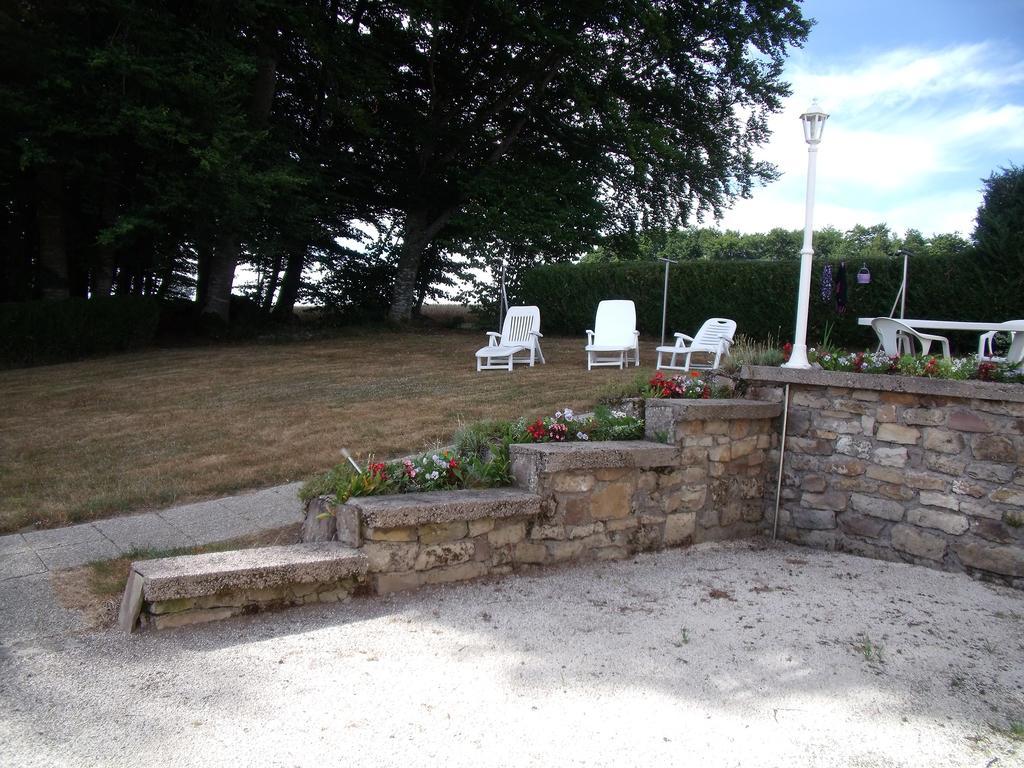 Gite Les Hirondelles Plombieres-les-Bains Bagian luar foto